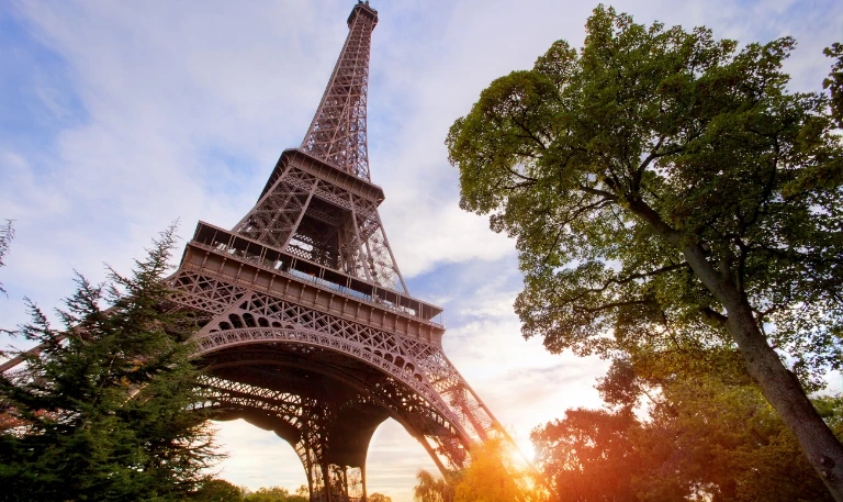 Widok na Wieżę Eiffela